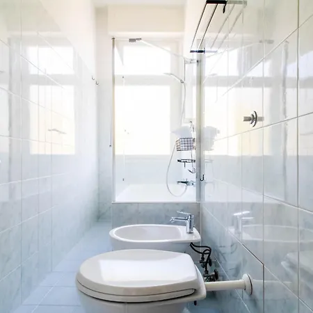 Iris By Portofinohomes Apartment