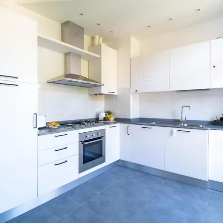 公寓 Iris By Portofinohomes *