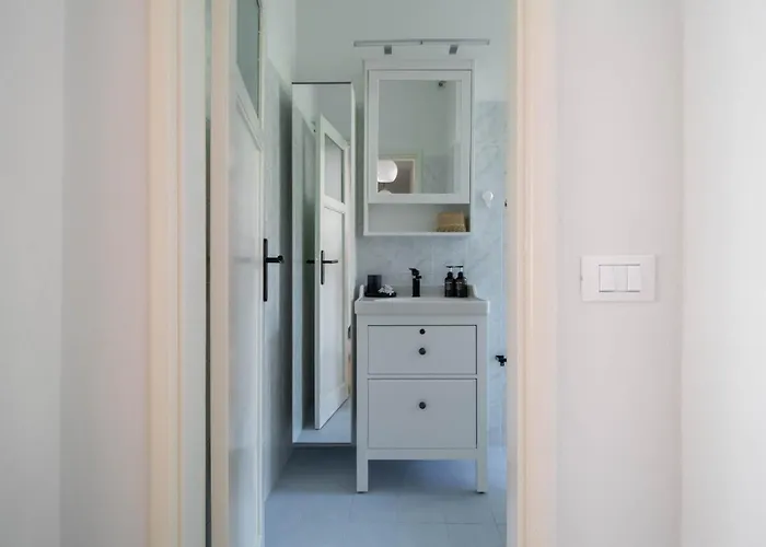 Iris By Portofinohomes *
